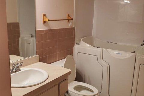 Copropriété à vendre à Port Richey, Floride: 1 chambre, 66.33 m2 № 1915459 - photo 11