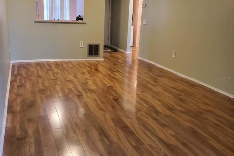 Copropriété à vendre à Port Richey, Floride: 1 chambre, 66.33 m2 № 1915459 - photo 9