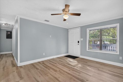 House in Gainesville, Florida 3 bedrooms, 77.29 sq.m. № 2388360 - photo 3