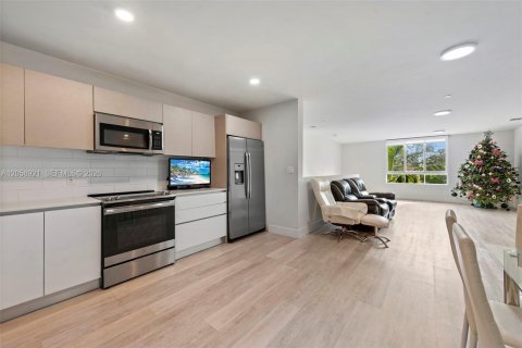 Copropriété à louer à Miami, Floride: 3 chambres, 142.42 m2 № 2168107 - photo 2