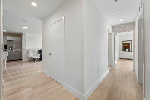 Copropriété à louer à Miami, Floride: 3 chambres, 142.42 m2 № 2168107 - photo 11