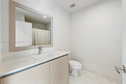 Copropriété à louer à Miami, Floride: 3 chambres, 142.42 m2 № 2168107 - photo 15