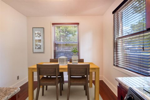 House in Jacksonville, Florida 3 bedrooms, 233.37 sq.m. № 1662186 - photo 6