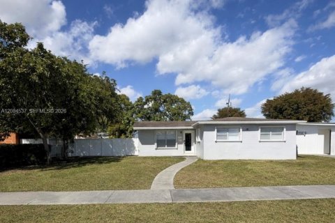 Casa en Miami, Florida 3 dormitorios, 103.12 m2 № 2352524