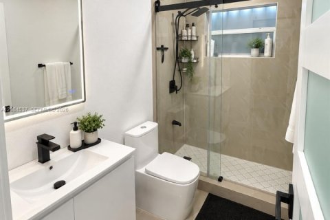 Casa en venta en Miami, Florida, 3 dormitorios, 103.12 m2 № 2352524 - foto 11