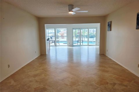 House in Sun City Center, Florida 3 bedrooms, 237.37 sq.m. № 2126725 - photo 28