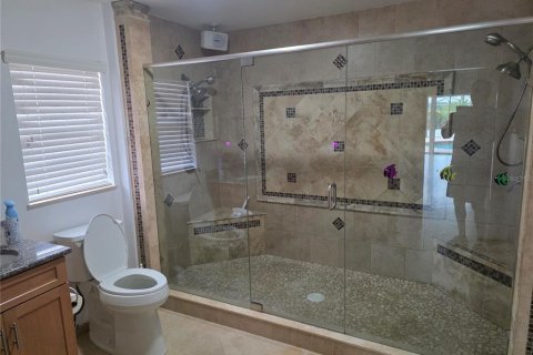 House in Sun City Center, Florida 3 bedrooms, 237.37 sq.m. № 2126725 - photo 13