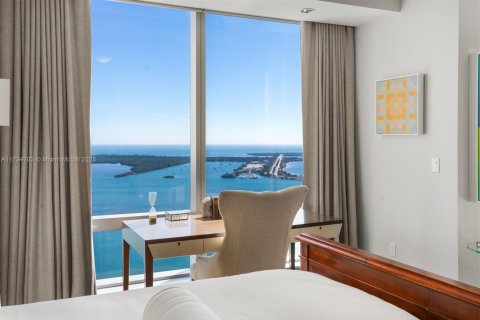 Condominio en venta en Miami, Florida, 4 dormitorios, 503.81 m2 № 1937774 - foto 20