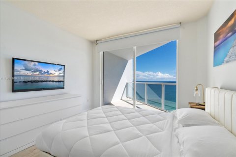 Condo in Sunny Isles Beach, Florida, 2 bedrooms № 1965172 - photo 28