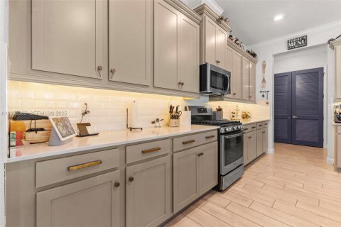 Купить виллу или дом в Локсахатчи-Гроувс, Флорида 6 спален, 312.24м2, № 1989737 - фото 10