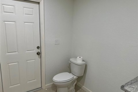 House in Port Charlotte, Florida 3 bedrooms, 160.07 sq.m. № 1510369 - photo 14