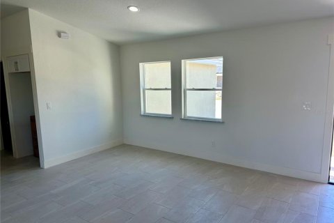 House in Port Charlotte, Florida 3 bedrooms, 160.07 sq.m. № 1510369 - photo 8