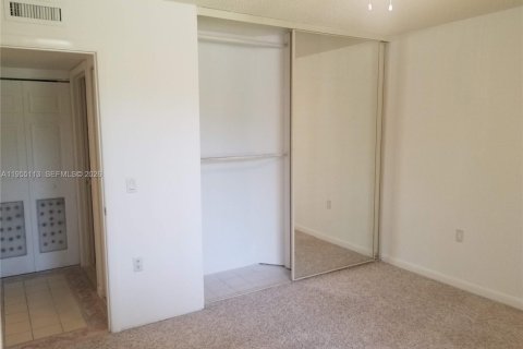 Copropriété à vendre à West Palm Beach, Floride: 2 chambres, 133.97 m2 № 2010959 - photo 12