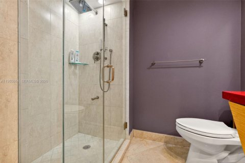 Condominio en alquiler en Miami Beach, Florida, 2 dormitorios, 150.41 m2 № 2054966 - foto 20