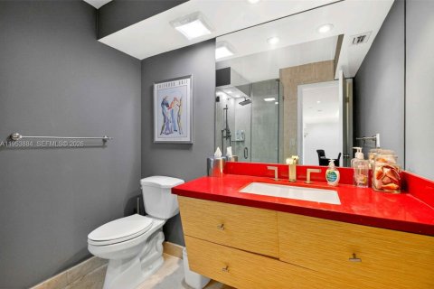 Condominio en alquiler en Miami Beach, Florida, 2 dormitorios, 150.41 m2 № 2054966 - foto 19