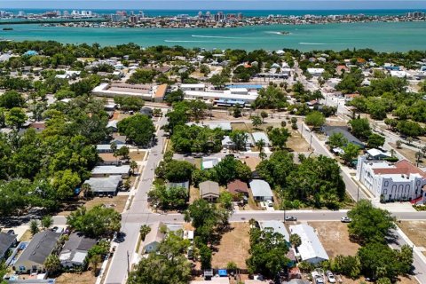 Terreno en venta en Clearwater, Florida № 2097381 - foto 10