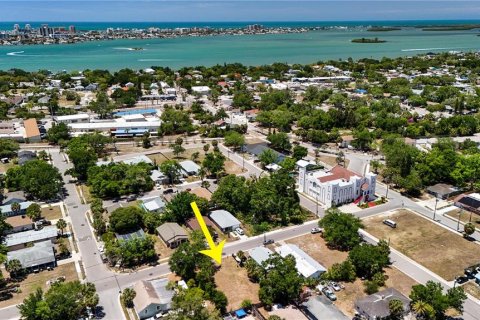 Terreno en venta en Clearwater, Florida № 2097381 - foto 8