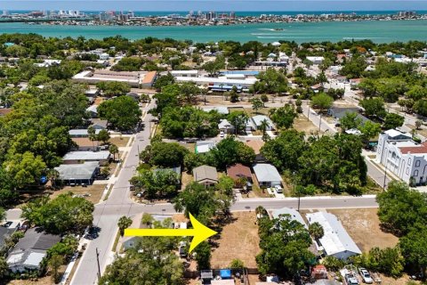 Terreno en venta en Clearwater, Florida № 2097381 - foto 2