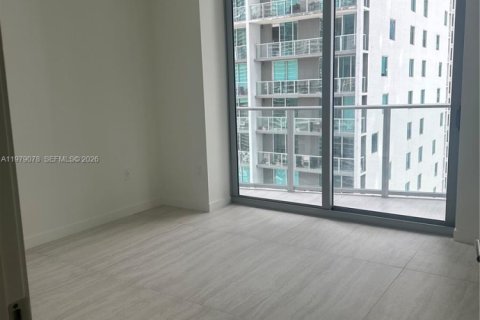 Снять в аренду кондоминиум в Майами, Флорида 1 спальня, 77.39м2, № 2048614 - фото 5