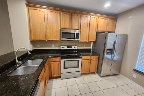 Copropriété à louer à Orlando, Floride: 2 chambres, 99.5 m2 № 1820596 - photo 2