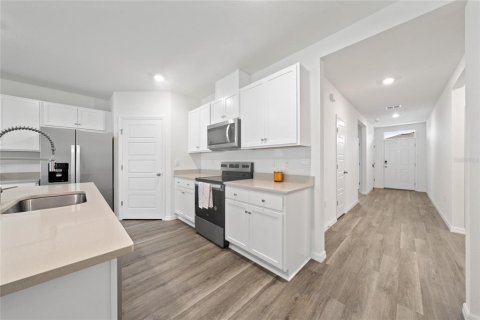 Villa ou maison à vendre à Davenport, Floride: 4 chambres, 174.84 m2 № 2198322 - photo 6