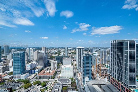Condominio en venta en Miami, Florida, 3 dormitorios, 105.44 m2 № 2012614 - foto 26