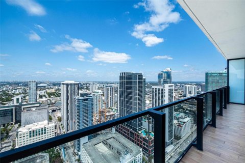 Condominio en venta en Miami, Florida, 3 dormitorios, 105.44 m2 № 2012614 - foto 25