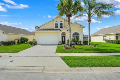 House in Clermont, Florida 5 bedrooms, 304.53 sq.m. № 2220419