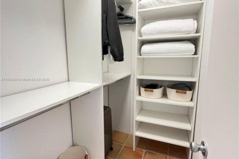 Снять в аренду кондоминиум в Авентура, Флорида 2 спальни, 140.1м2, № 1955662 - фото 19