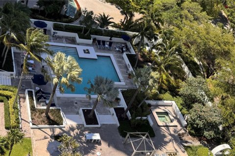 Снять в аренду кондоминиум в Авентура, Флорида 2 спальни, 140.1м2, № 1955662 - фото 4