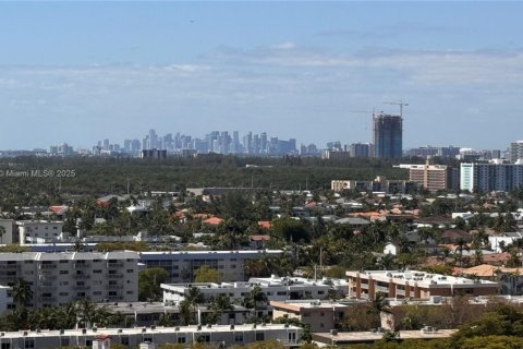 Снять в аренду кондоминиум в Авентура, Флорида 2 спальни, 140.1м2, № 1955662 - фото 6