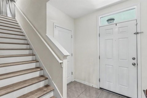 House in Valrico, Florida 4 bedrooms, 215.9 sq.m. № 2229156 - photo 4