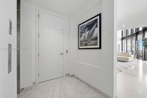 Copropriété à louer à Sunny Isles Beach, Floride: 4 chambres, 290.78 m2 № 1976758 - photo 2