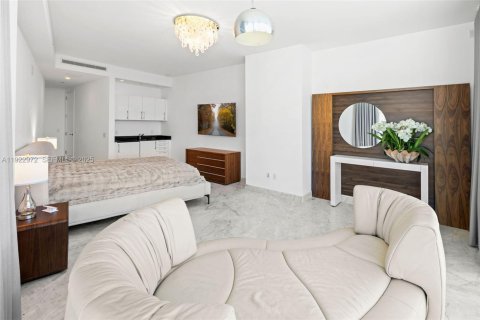 Copropriété à louer à Sunny Isles Beach, Floride: 4 chambres, 290.78 m2 № 1976758 - photo 15