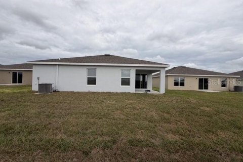 Villa ou maison à louer à Ocala, Floride: 5 chambres, 192.96 m2 № 2403397 - photo 2