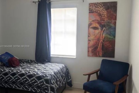 Купить виллу или дом в Майами-Спрингс, Флорида 2 спальни, 147.99м2, № 2027502 - фото 9