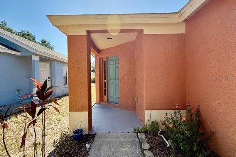 Villa ou maison à louer à Ruskin, Floride: 3 chambres, 115.01 m2 № 2111947 - photo 4