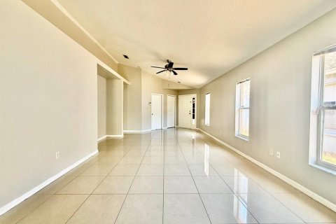 Villa ou maison à louer à Ruskin, Floride: 3 chambres, 115.01 m2 № 2111947 - photo 7