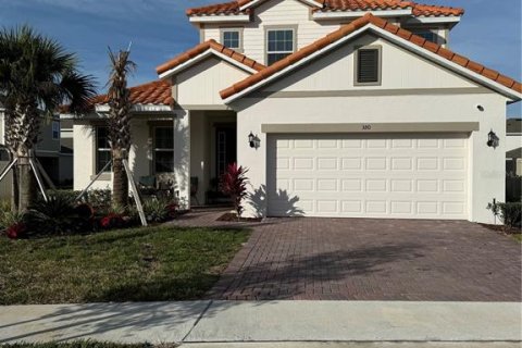 House in Davenport, Florida 4 bedrooms, 247.21 sq.m. № 2150989 - photo 2
