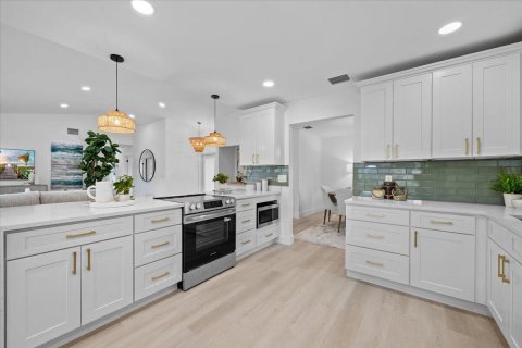 Villa ou maison à vendre à Tequesta, Floride: 3 chambres, 155.8 m2 № 2437736 - photo 8
