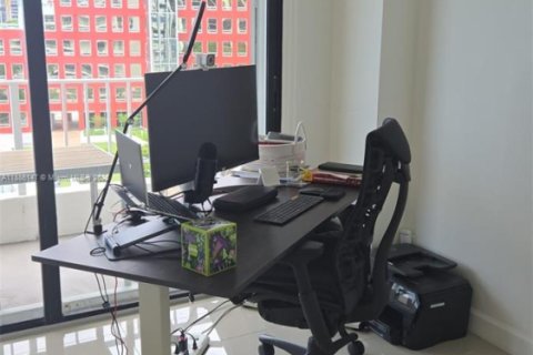 Снять в аренду кондоминиум в Майами, Флорида 2 спальни, 84.91м2, № 1932345 - фото 13