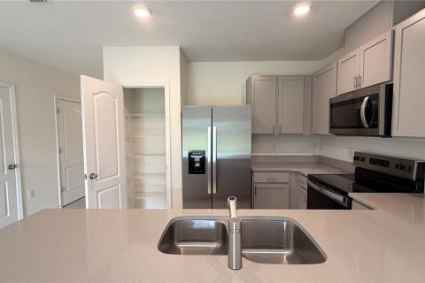 Touwnhouse à louer à Davenport, Floride: 3 chambres, 135.92 m2 № 2380867 - photo 7