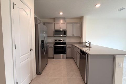 Touwnhouse à louer à Davenport, Floride: 3 chambres, 135.92 m2 № 2380867 - photo 8