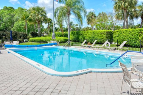 Condo in Stuart, Florida, 2 bedrooms № 2247062 - photo 28