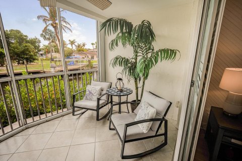 Condo in Stuart, Florida, 2 bedrooms № 2247062 - photo 7