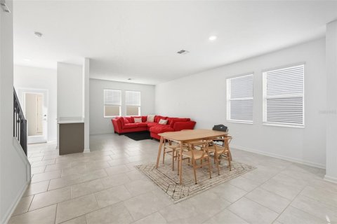 House in Apopka, Florida 3 bedrooms, 196.95 sq.m. № 1904961 - photo 15