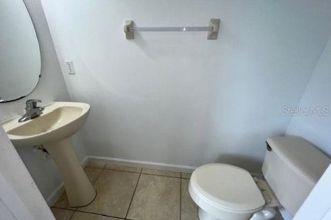 Adosado en alquiler en Orlando, Florida, 3 dormitorios, 137.87 m2 № 1819531 - foto 3