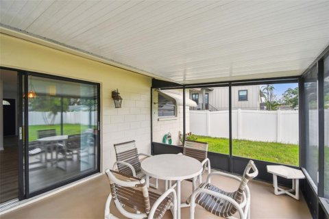 Casa en venta en Saint Petersburg, Florida, 3 dormitorios, 107.77 m2 № 1843477 - foto 26