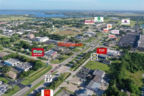 Propiedad comercial en alquiler en Lake Placid, Florida, 580.45 m2 № 1901692 - foto 5