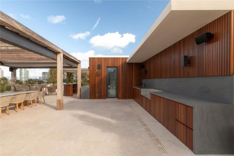 House in Miami Beach, Florida 6 bedrooms, 1158.49 sq.m. № 1979838 - photo 27